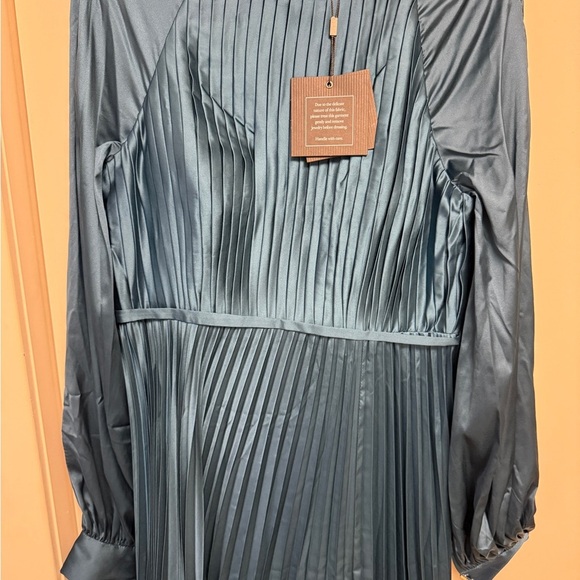 NWT | Mac Duggal 26590 Blue Pleated High Neck Long Sleeve Side Slit Gown Size 10 - Picture 7 of 8